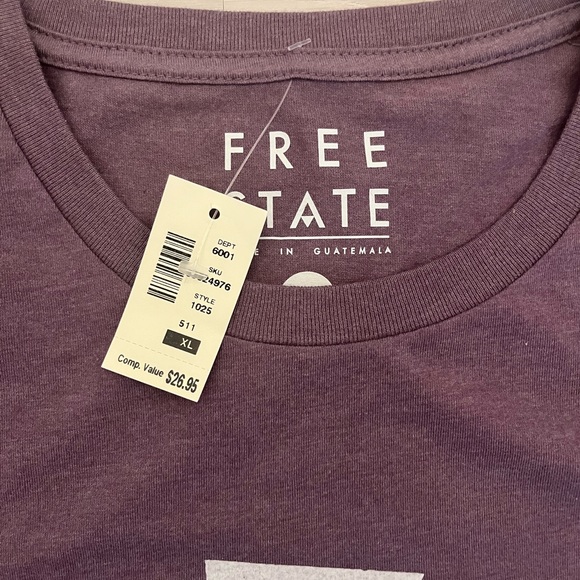 Three Men’s XL Graphic tee-shirts - Picture 4 of 7